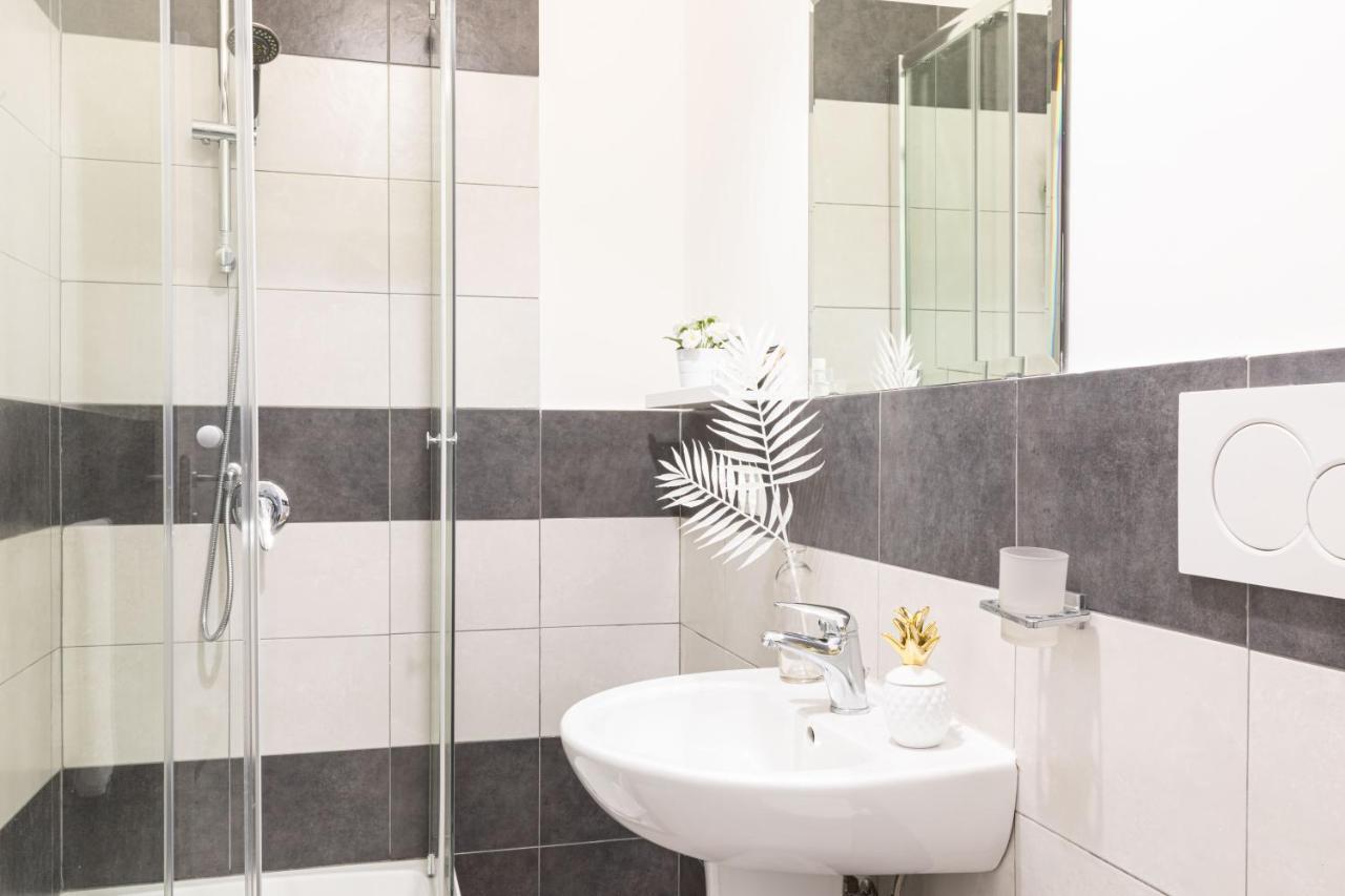 Trastevere Suites - Top Collection Рим Екстериор снимка